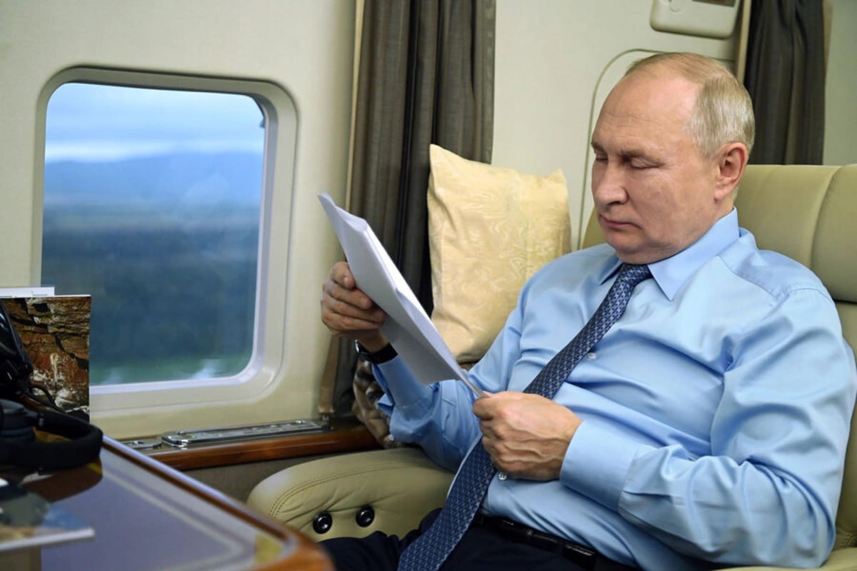 Ukrayna dronu Putinin helikopterinə hücum edib?