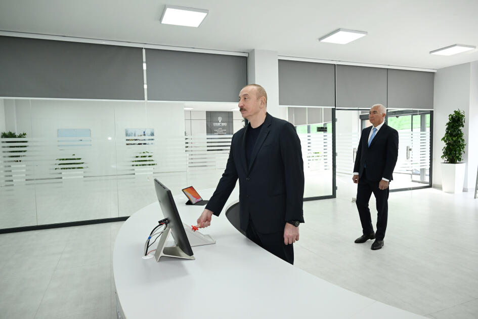 
İlham Əliyev Laçın Elektrik Şəbəkəsi Rəqəmsal İdarəetmə Mərkəzinin açılışında iştirak edib - FOTO