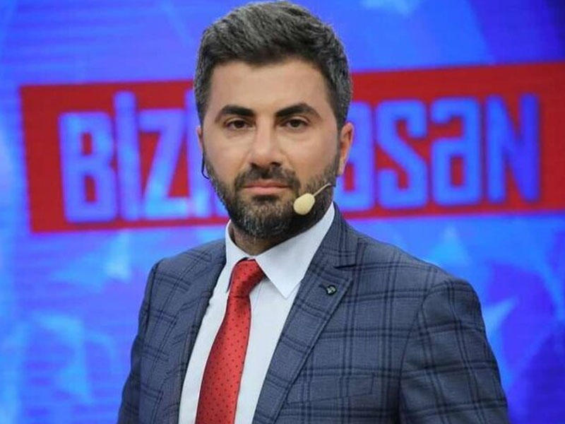 Studiyada Şok Anlar: Yaşlı kişi canlı efirdə yıxıldı - VİDEO