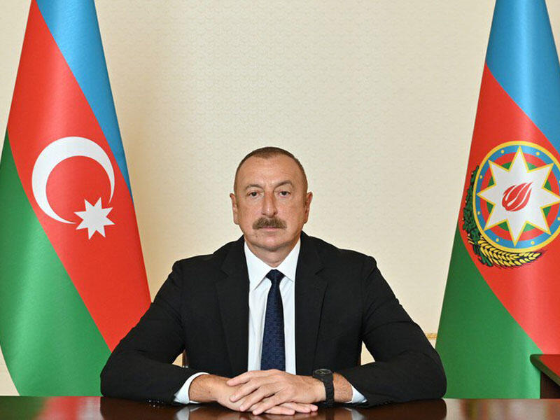 Oman Sultanı Prezident İlham Əliyevi təbrik edib