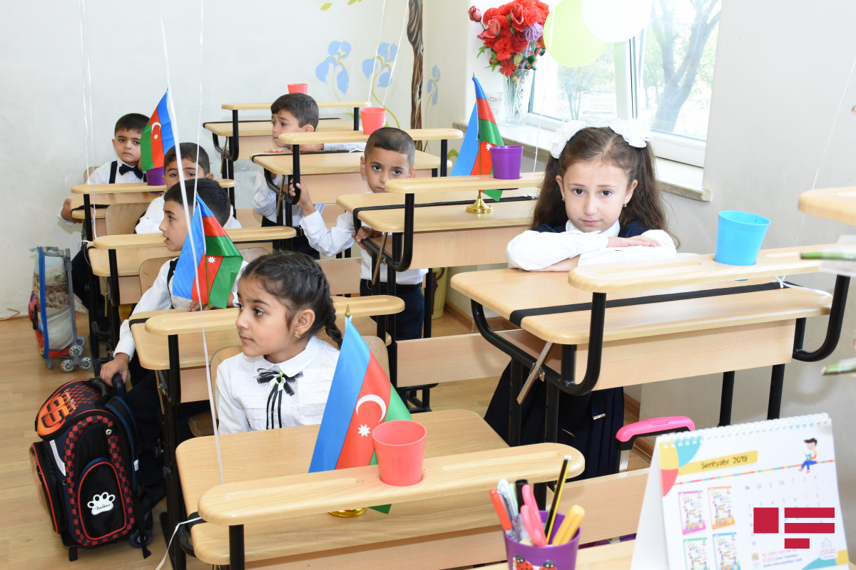 Ümumtəhsil məktəblərində daha çox oğlanlar təhsil alır