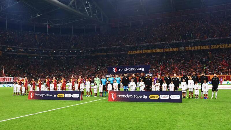 "Qalatasaray"a daha bir dünya ulduzu GƏLİR