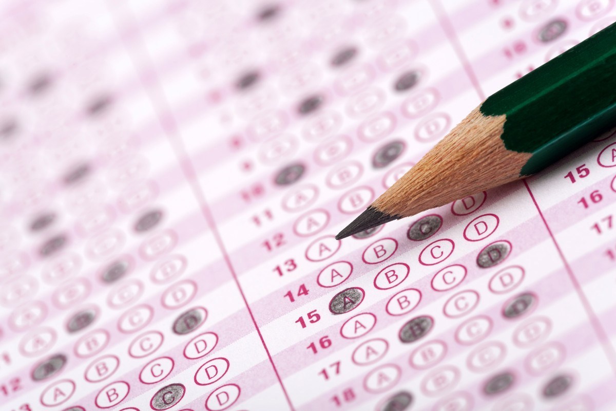Attestat və imtahan arasındakı uçurum: Qiymətləndirmədəki kəskin fərq nə ilə bağlıdır?