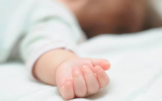 1 yaşlı uşaq qıcolmadan vəfat etdi