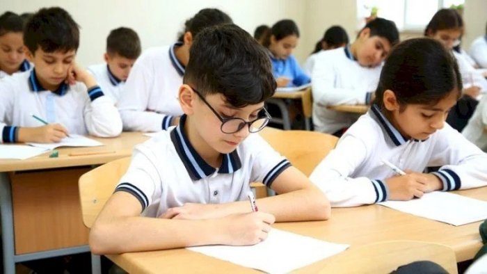 1.7 milondan çox şagird yay tətilinə çıxır
