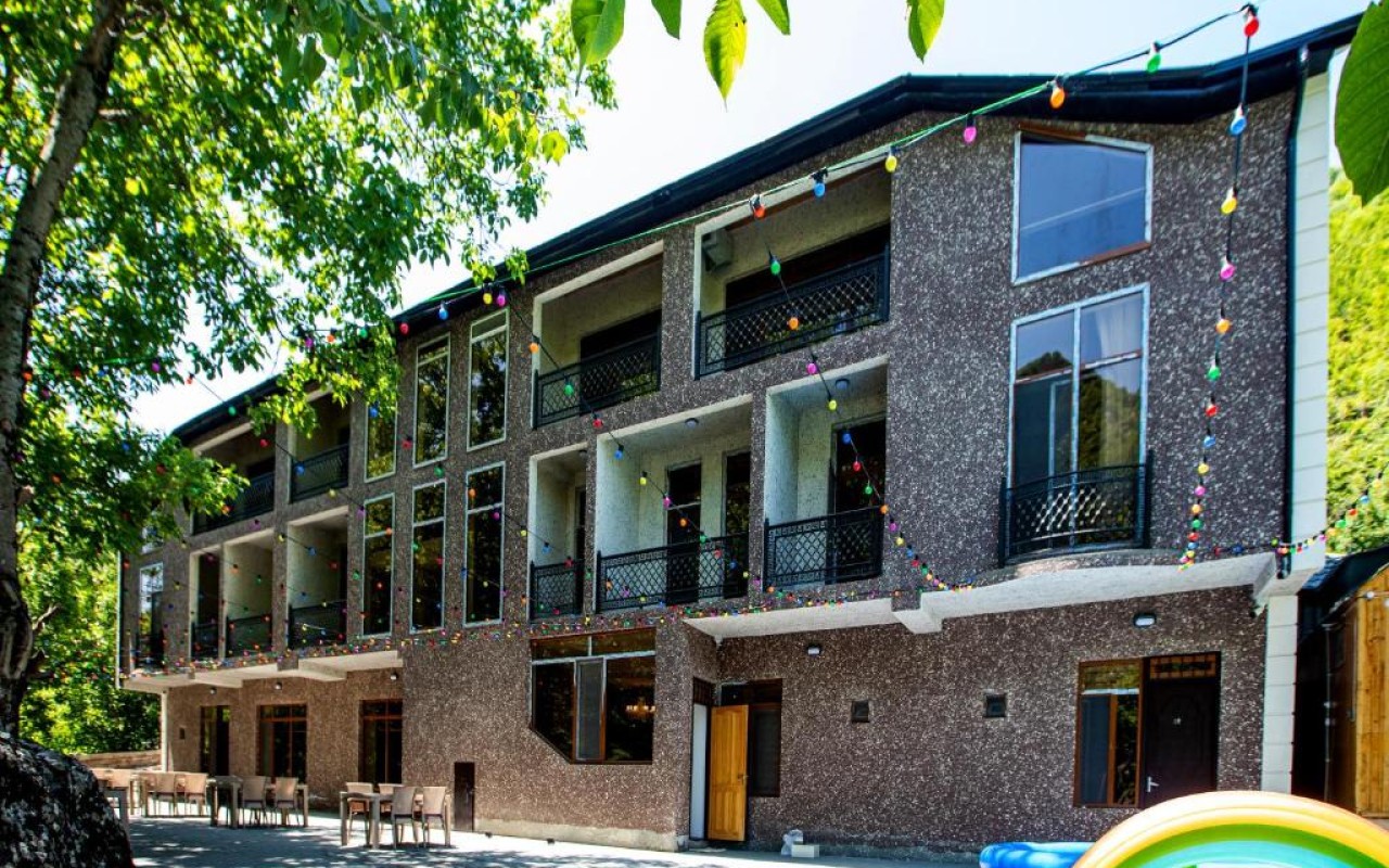 İsmayıllıda hotel yanıb