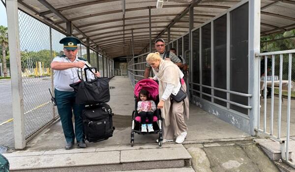 Bu ölkələrin vətəndaşları İrandan Azərbaycana keçdi - FOTO