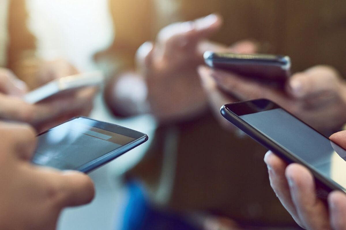 Foto və videoları silmədən telefon yaddaşını necə boşaltmaq olar? - SADƏ ÜSULLAR