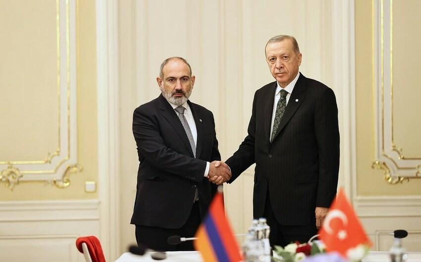 Ərdoğanla Paşinyanın görüş yeri dəyişdi