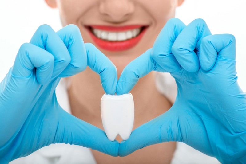 Sağlam dişlərin səbəbi valideynlərimizdir?- YENİ ARAŞDIRMA