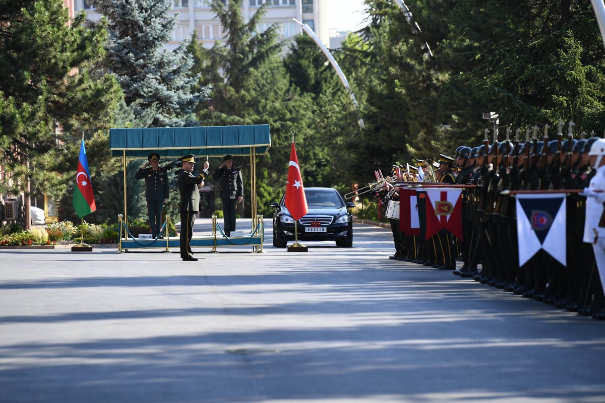 Azərbaycan və Türkiyə Baş Qərargah rəisləri görüşdü