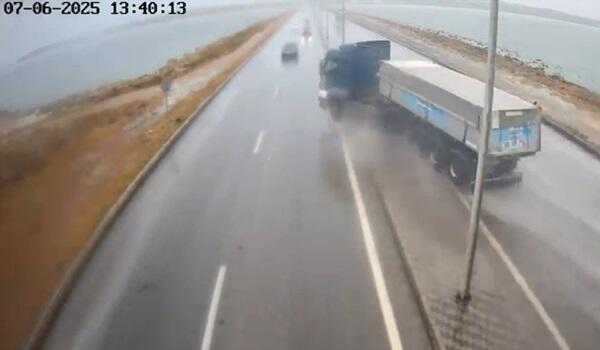 "KamAZ" VAZ-la toqquşdu: ölən var