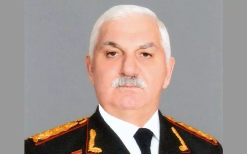 Bəylər Əyyubov VƏZİFƏDƏN GETDİ - YENİ TƏYİNAT - FOTO