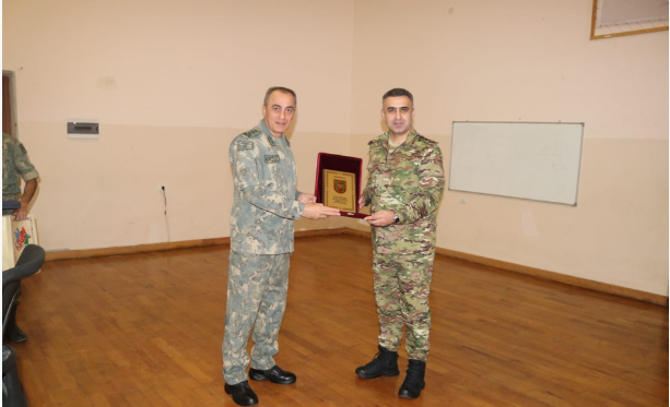 Hərbi prokuror bayram günləri sərhədlərdə - FOTO