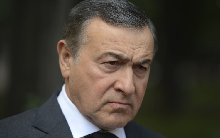 Bu dəfə Araz Ağalarovu hədəf aldılar- FOTO