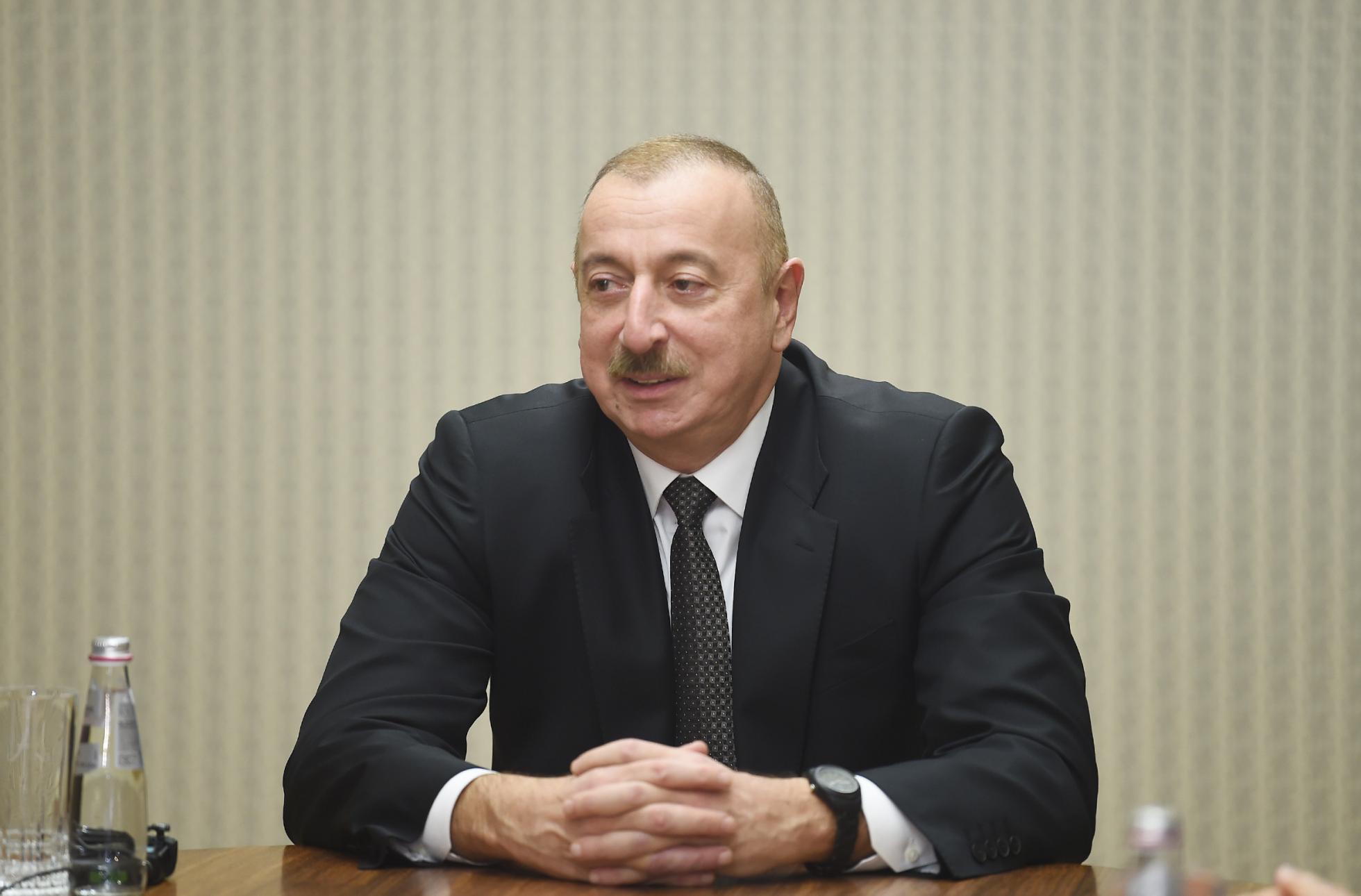 Prezident Zirvə görüşündən görüntülər paylaşıldı -VİDEO