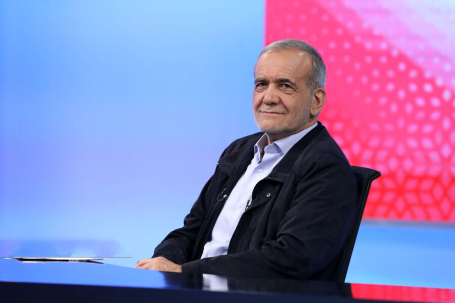 İran Prezidentinə sui-qəsdə əl atdılar