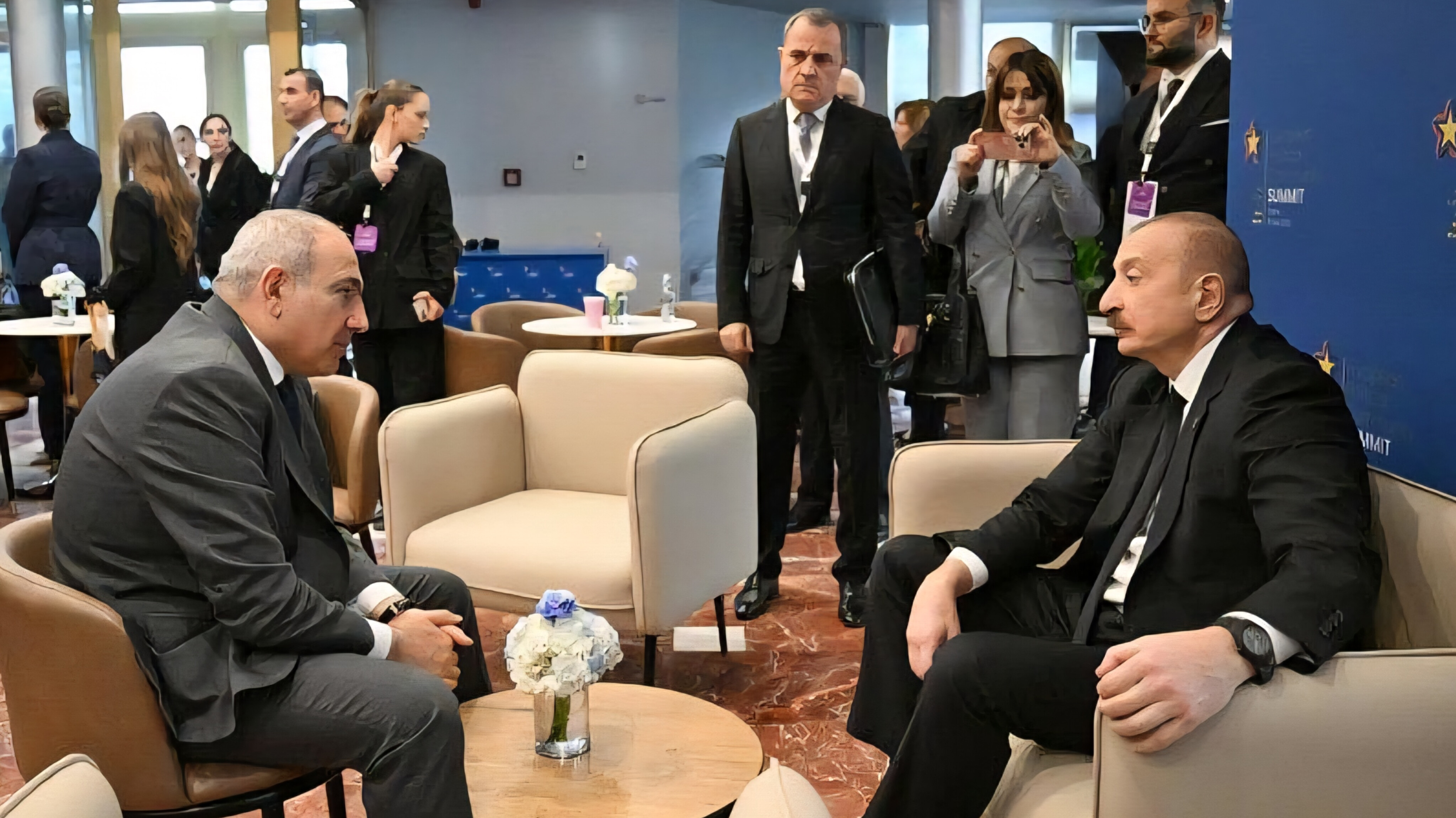 Deputat:"Vasitəçi olmadan keçirilən hər bir görüş iki ölkə arasında ortaq mövqeyin tapılmasını asanlaşdırır"