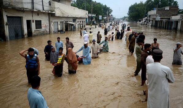 Pakistan və Hindistanda ölənlərin sayı 100-ə çatır