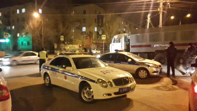 
Moskvada avtomobil izdihamın üzərinə sürüldü: yaralılar var
