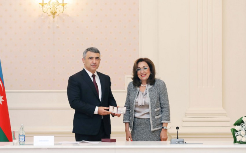 Nigar Rəsulbəyova təqaüdə yollandı