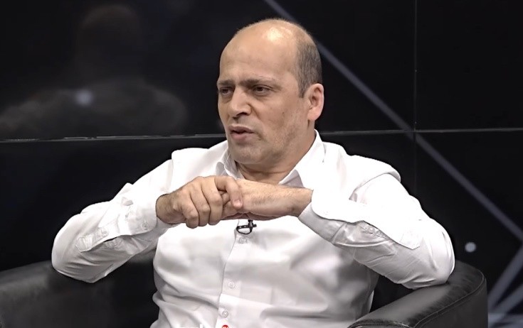 "Bu gün 4 kanal var ki,onları bağlayardım"