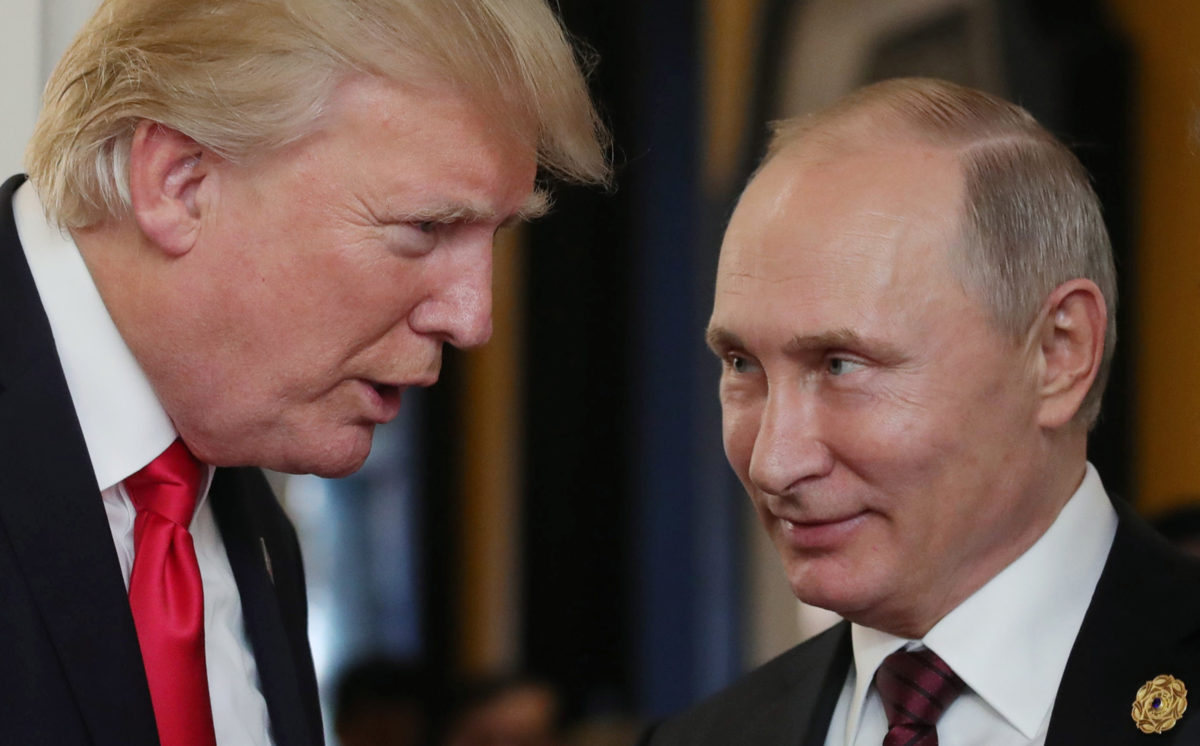 Tramp Putinlə bu ölkədə görüşə bilər - Dəvət olacaq