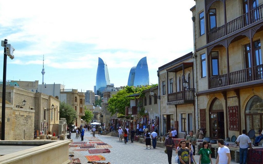 Yaxın Şərq ölkələrindən Azərbaycana gələn turistlərin sayı artır - Rəqəmlər