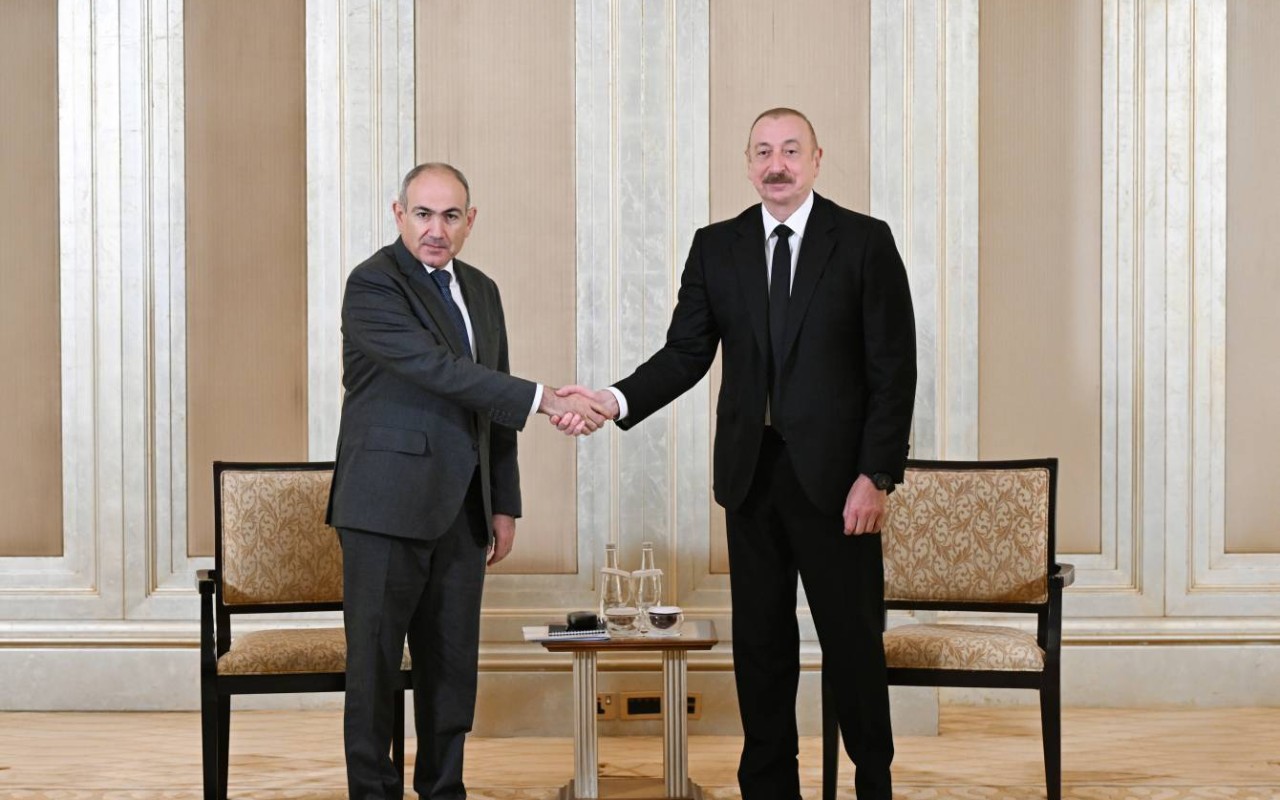 İlham Əliyev Paşinyanla görüşündən danışdı