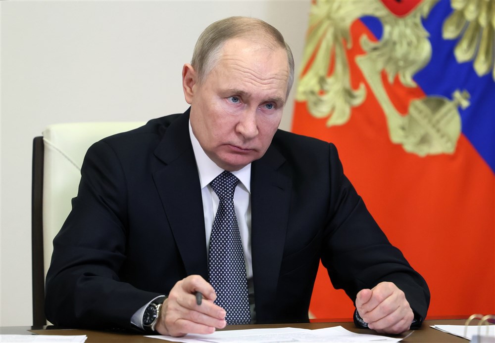 Putin: “Rusiya suverenliyini itirə bilər”