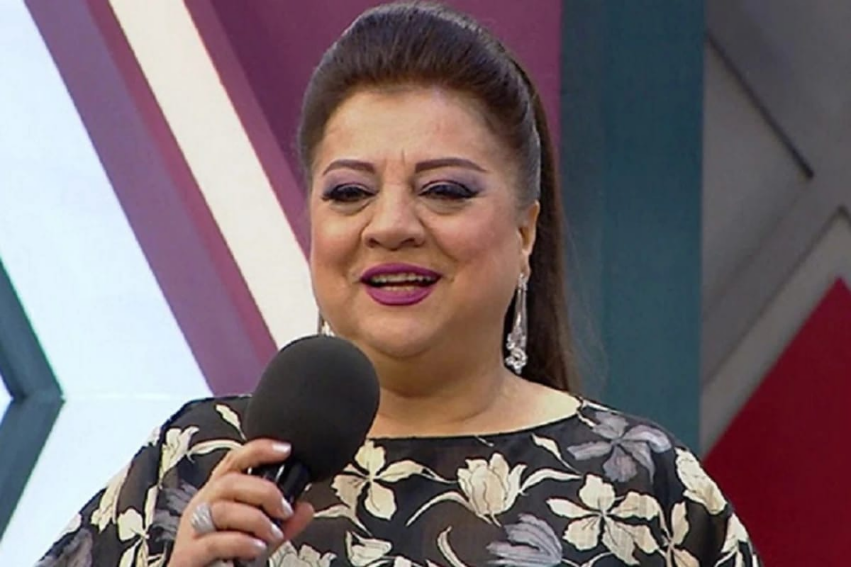 Xalq artisti: "O geyimin içində muğam oxuya bilmərəm"