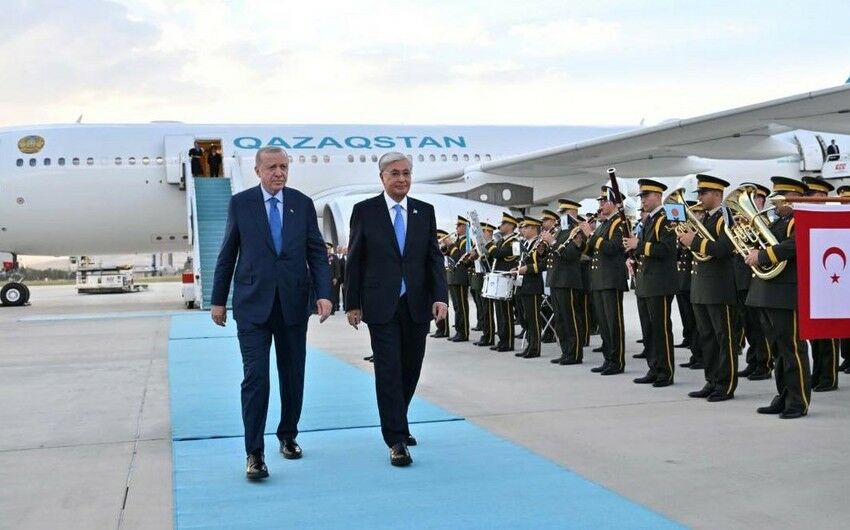 Tokayev Türkiyədə səfərdədir
