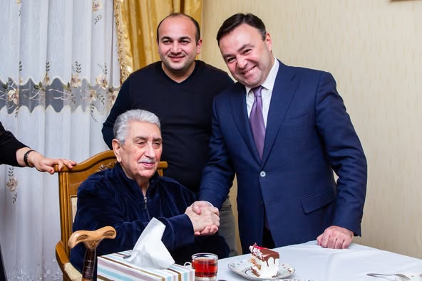 Arif Babayevin mədəniyyətimizə verdiyi töhfələr əvəzsizdir - Elnur Allahverdiyev