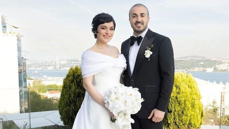 Ezgi Molanın keçmiş əri güllələndi - VİDEO
