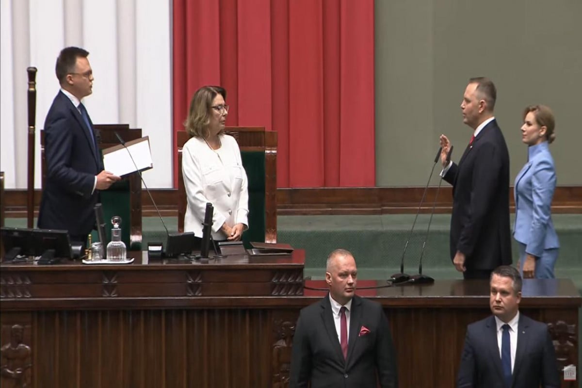 Polşa prezidenti səlahiyyətlərinin icrasına başlayıb
